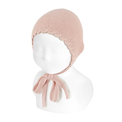 Links Stitch Bonnet